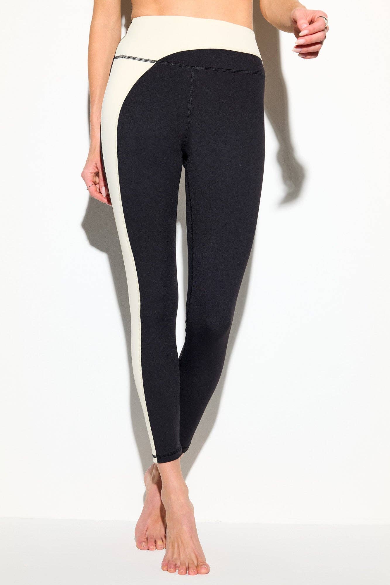 Spiritual Gangster Nirvana Skye Legging