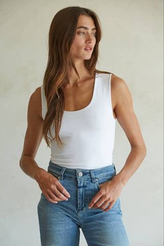 Clean Lines Seamless Top