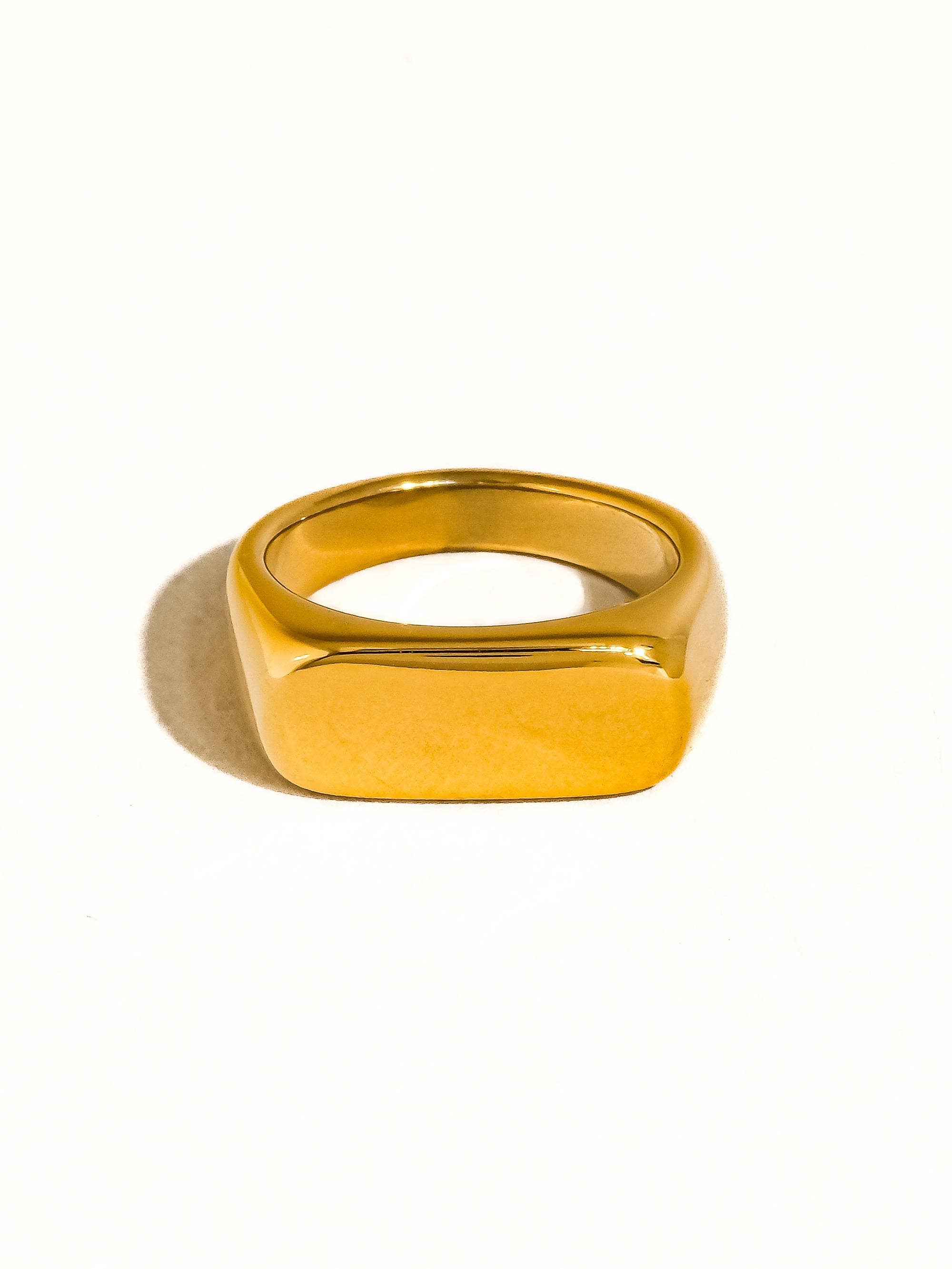 Glayce 18K Gold Non-Tarnish Classic Signet Ring