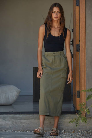 Clean Lines Seamless Top
