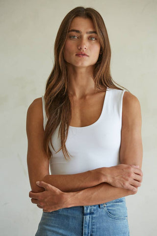 Clean Lines Seamless Top